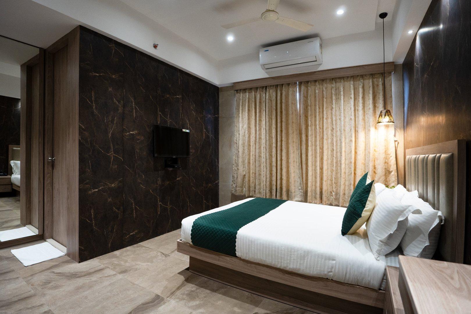 hotel booking in howrah